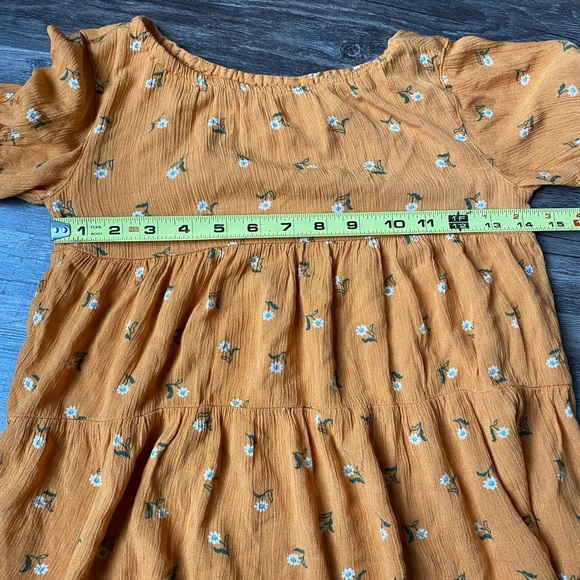 NWT Cat & Jack Girl’s Mustard Floral Blouse Size 8 - Picture 6 of 8